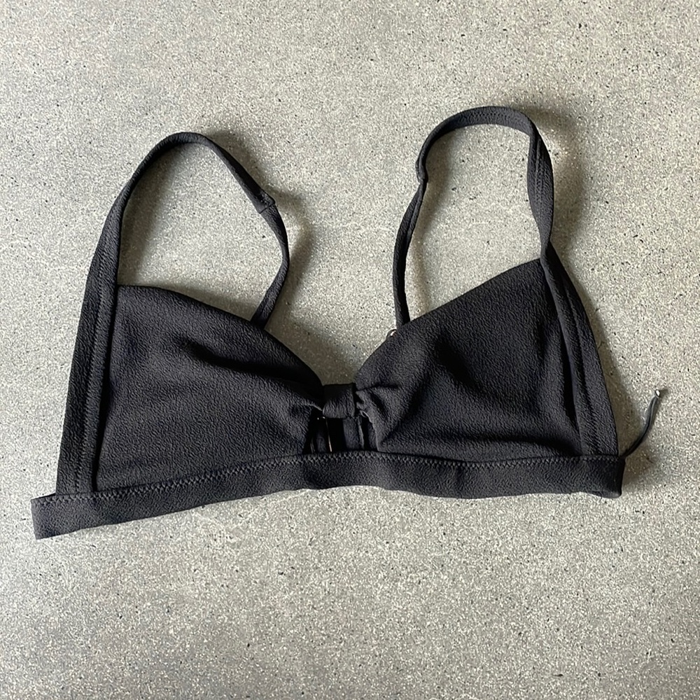 Black bikini top